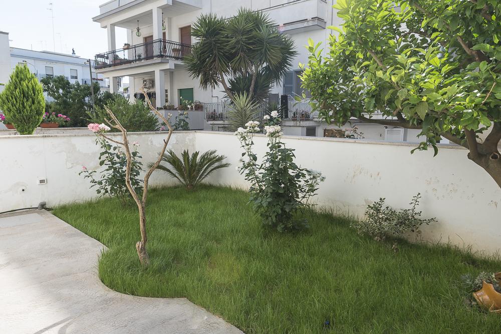 Bed and Breakfast A Due Passi Dal Centro Alberobello Exterior foto